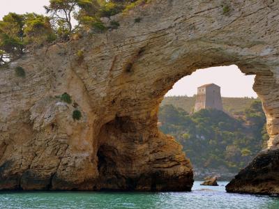 Puglia - Lover's Arc - Image by Gianni Crestani from Pixabay Puglia - Lover's Arc - Image by Gianni Crestani from Pixabay