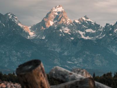 Grand Tetons, Jackson Hole, Wyoming Photo by Ben Emrick on Unsplash Grand Tetons, Jackson Hole, Wyoming Photo by Ben Emrick on Unsplash